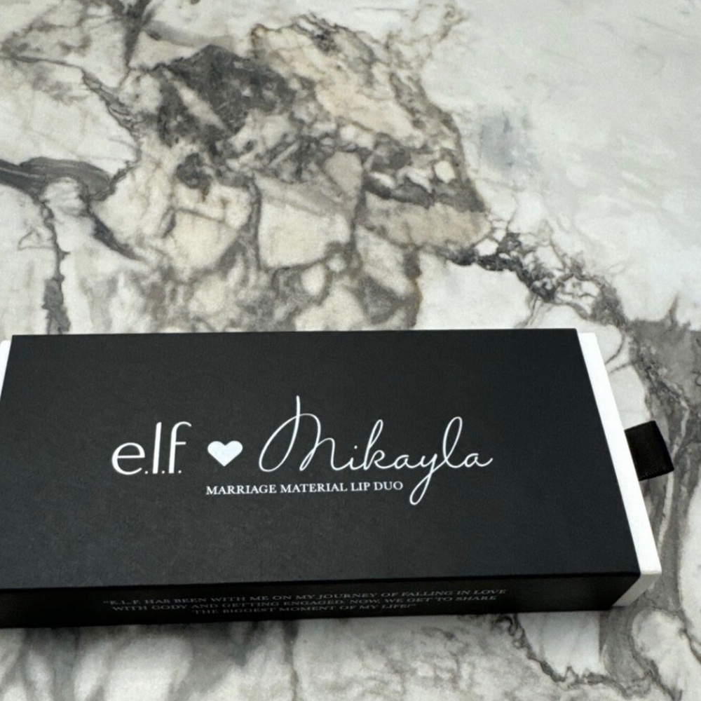Elf x Mikayla Marriage Lip Comb Limited Edition